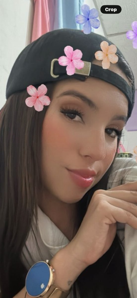 Veronica Vee